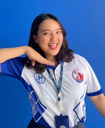 นางสาวชฎษพร  พบสมัย